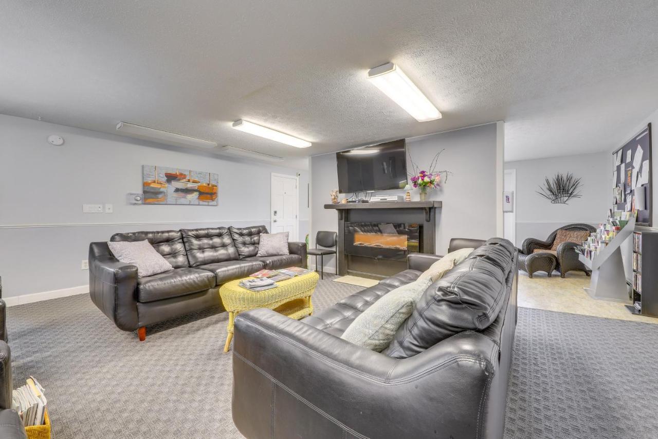 Quaint Condo In Wells With Community Indoor Pool! Exterior foto